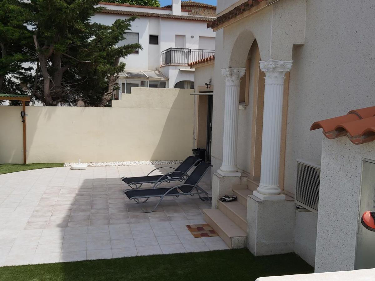 Villa Casa Amb Piscina Privada Empuriabrava Esterno foto
