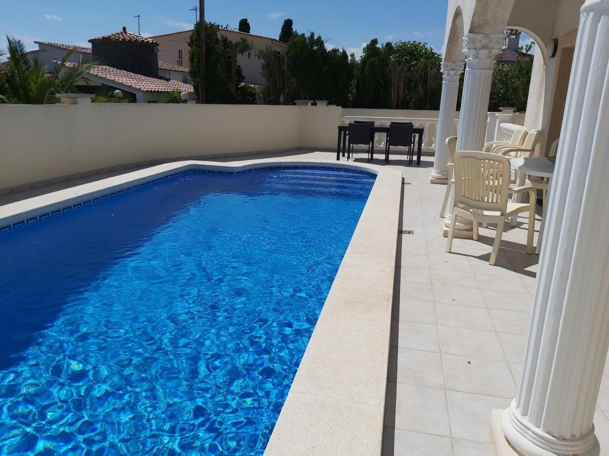 Villa Casa Amb Piscina Privada Empuriabrava Esterno foto